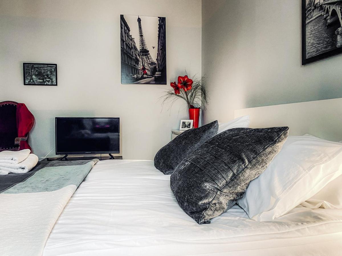 Apartment Next To Wawel Castle, Vistula River & Old Town Cracow Kraków Exteriör bild